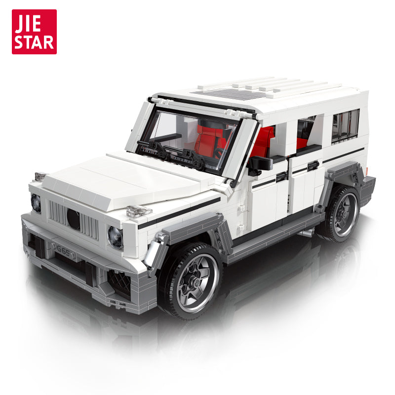 JIESTAR 1:14 Luxury SUV Model Kit - image 01