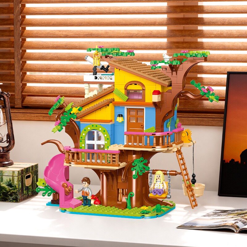 JIESTAR Tree House Building Set